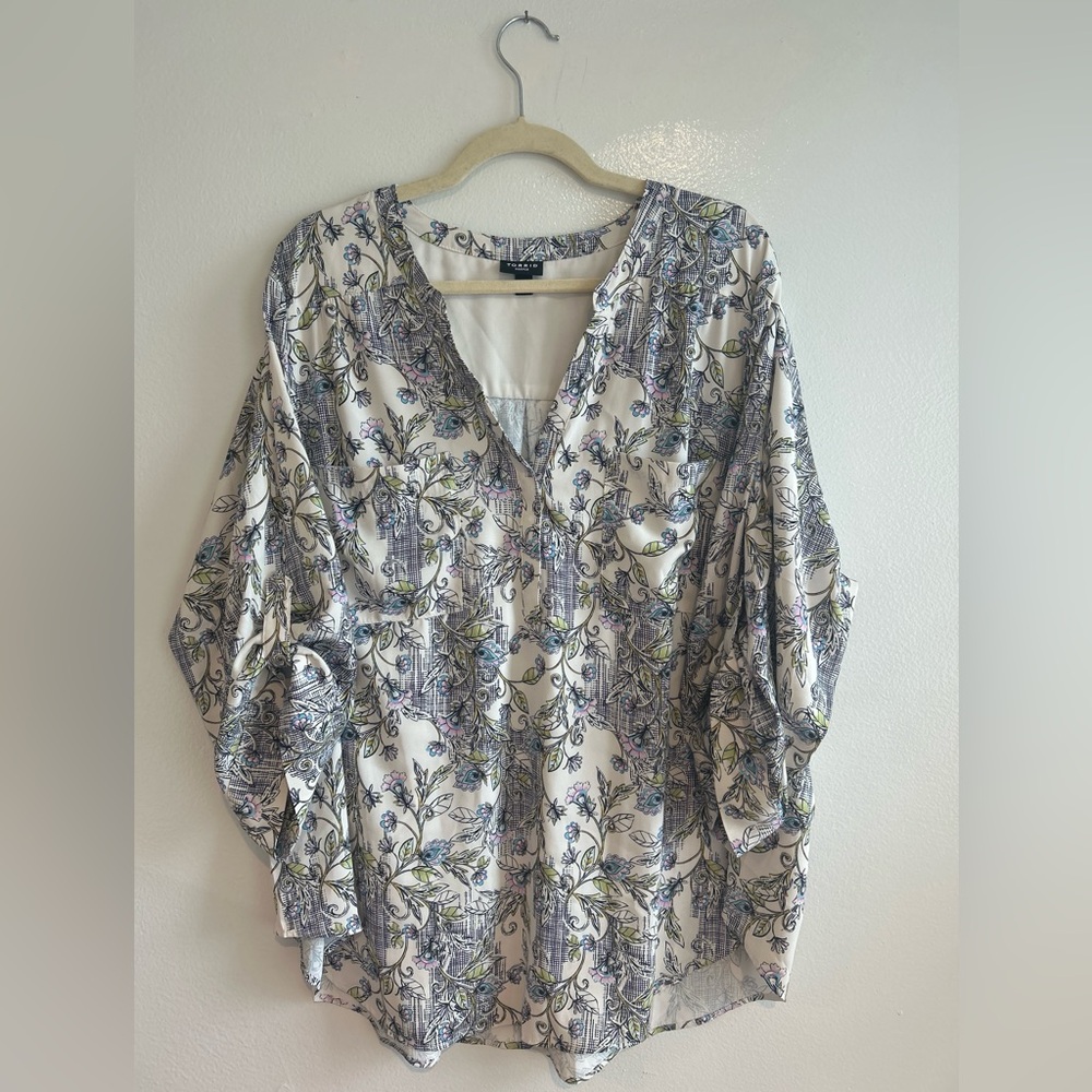 Torrid blouse